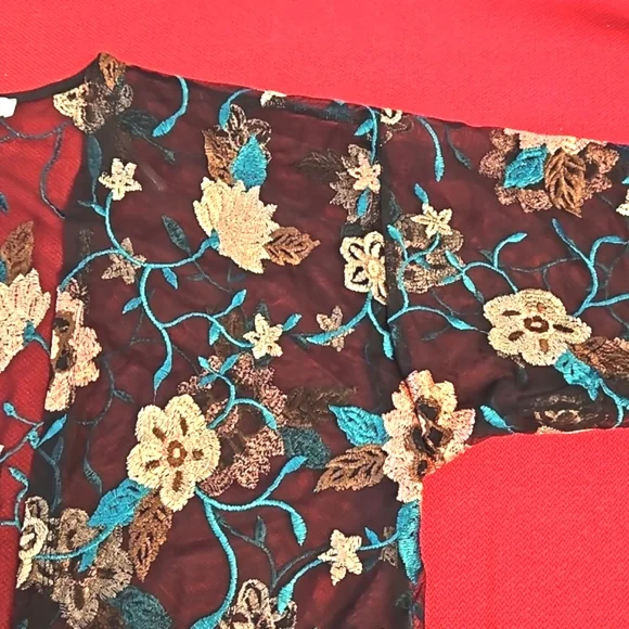 Embroidered floral black mesh wrap kimono open front side slits short sleeve Lg - Picture 4 of 10